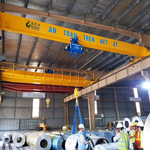 Sử dụng cầu trục, cổng trục như n&agrave;o cho ph&ugrave; hợp